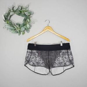 Lululemon Florence Speed Short White Black Lace Running Gym Shorts